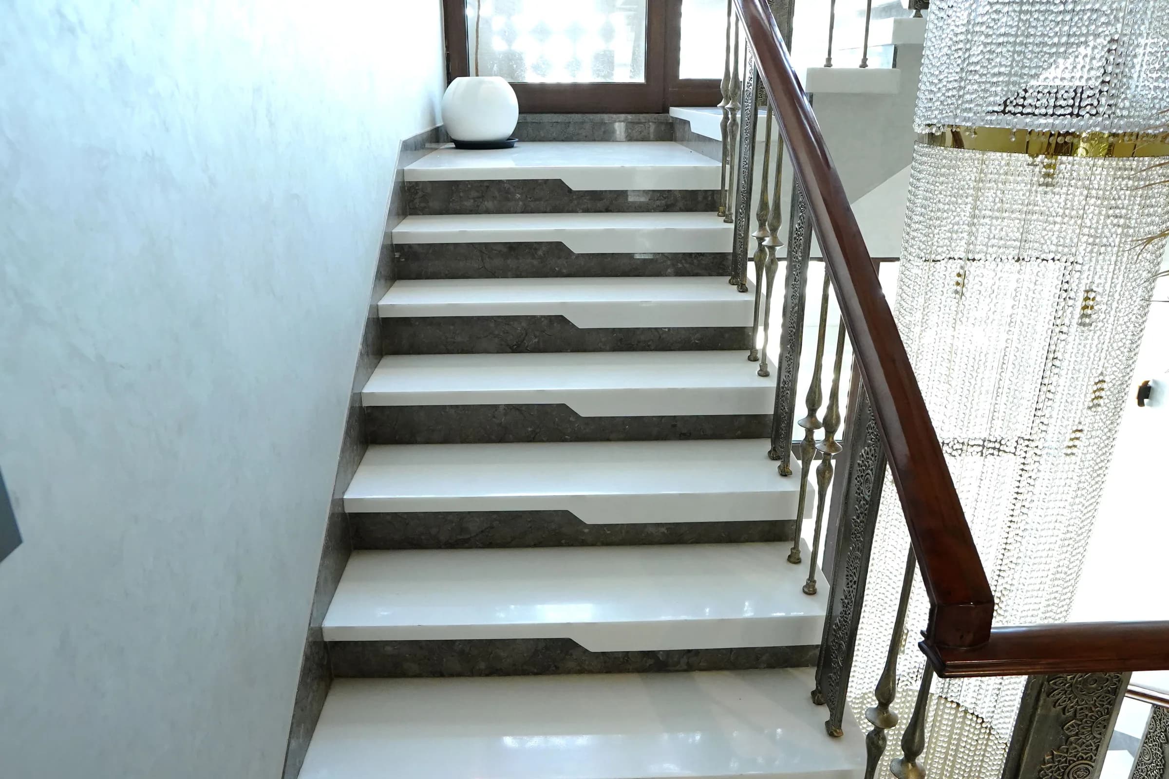 Makrana White